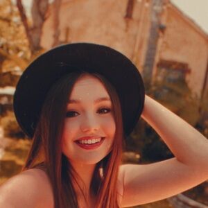 Welcome..shopaholics! 😆✌🏻💋